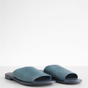 New Free People slides